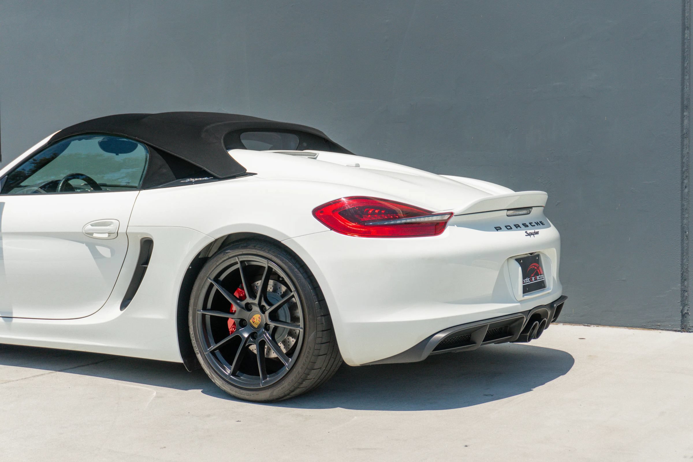 Used 2016 Porsche Boxster Spyder RWD image 24