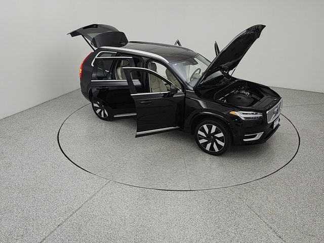Certified 2025 Volvo XC90 T8 Plus w/ Protection Package Premier AWD/4WD image 22