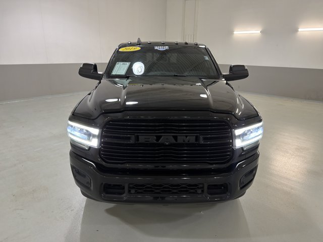 Used 2019 RAM 3500 Laramie w/ Black Appearance Package AWD/4WD image 3