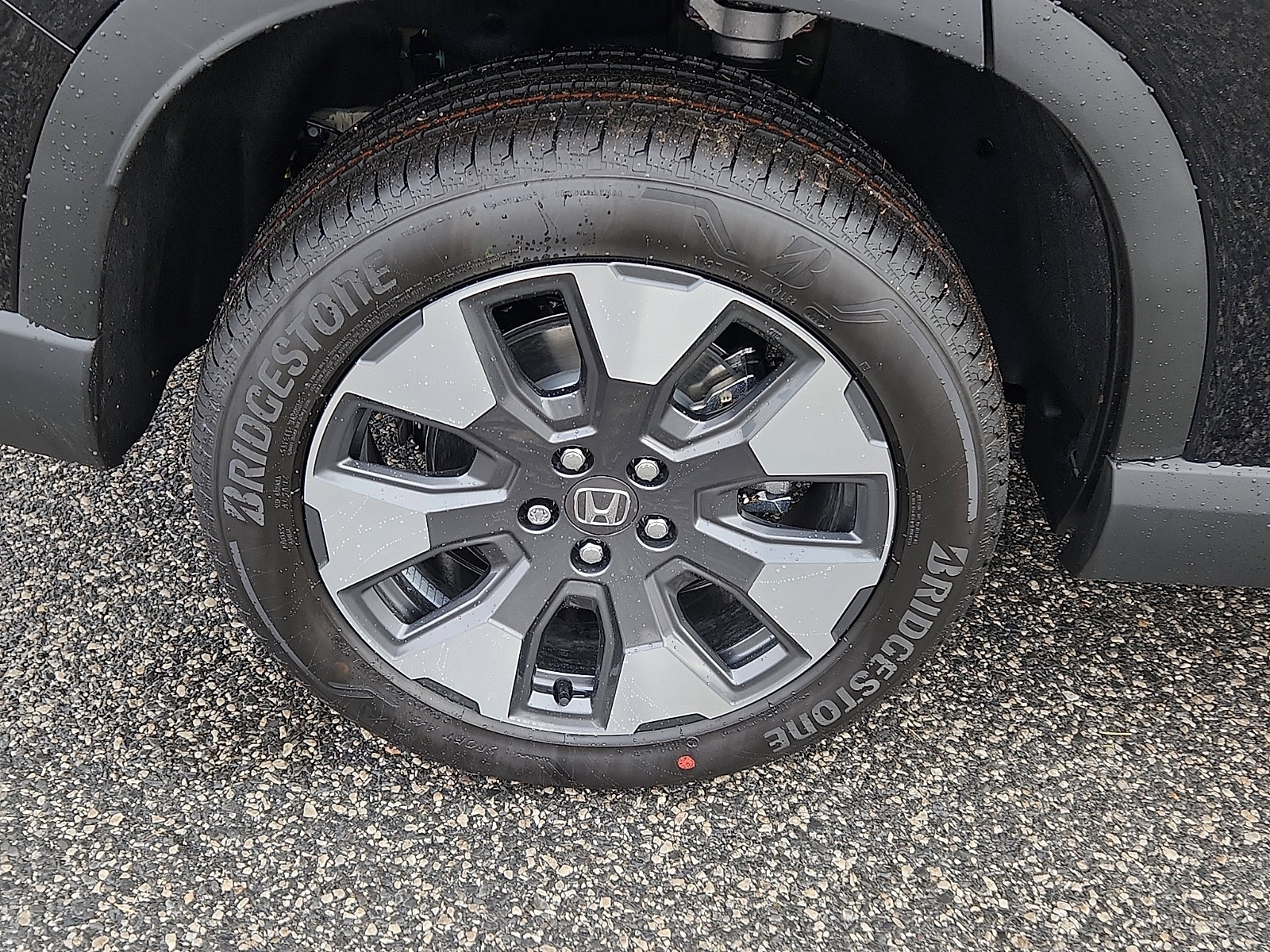 New 2026 Honda Pilot Touring image 5