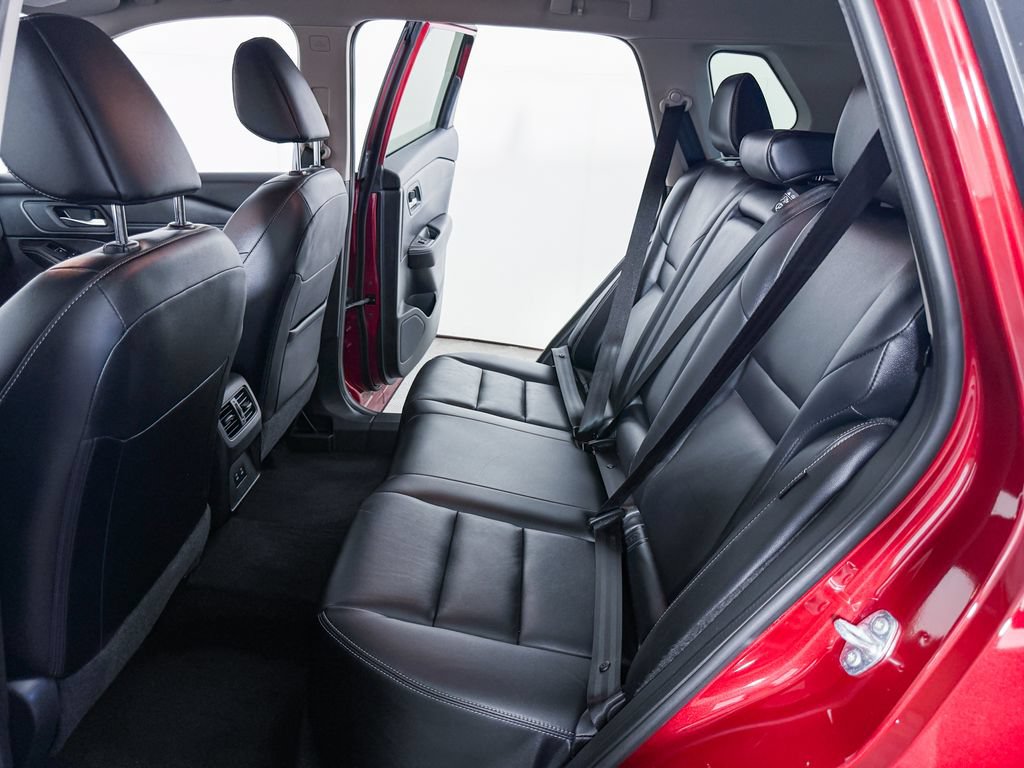 Certified 2024 Nissan Rogue SL FWD image 40