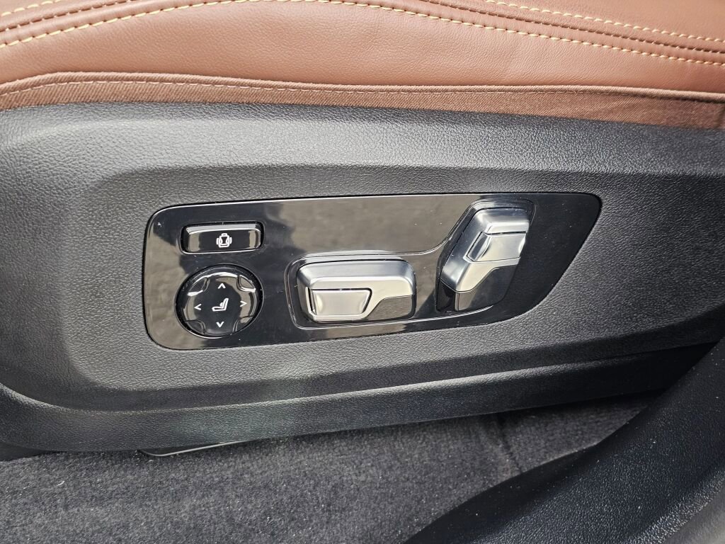 Used 2026 BMW X7 xDrive40i image 35