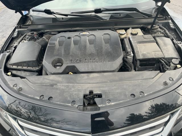 Used 2018 Chevrolet Impala LT FWD image 21