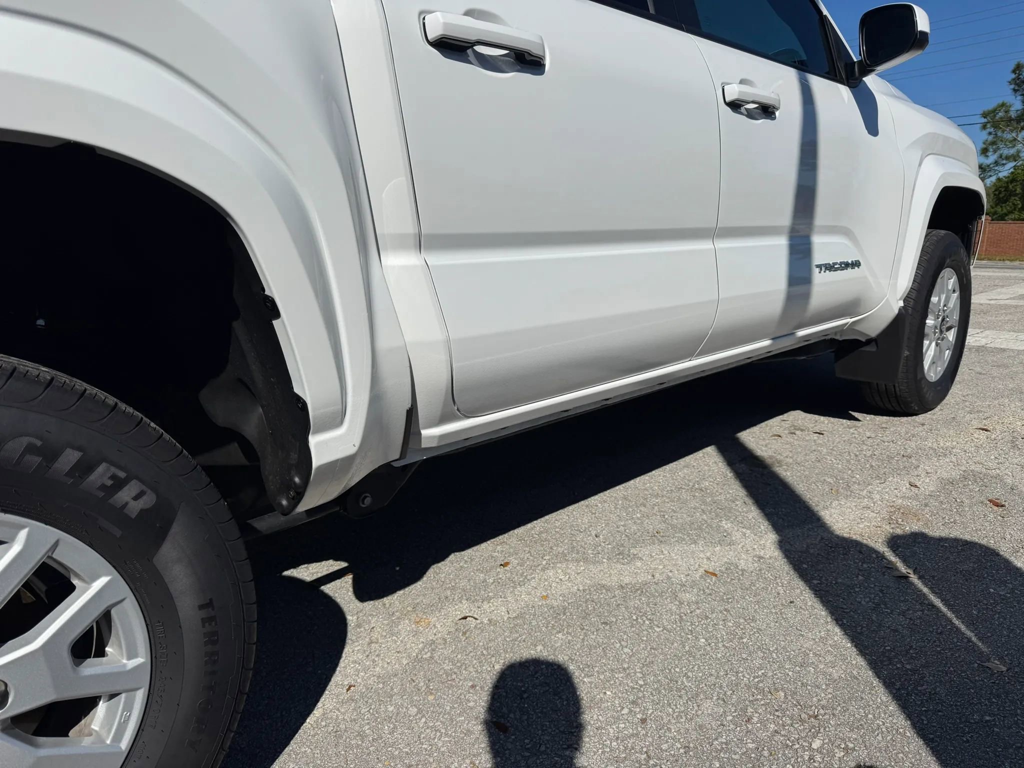 Used 2025 Toyota Tacoma SR5 image 29