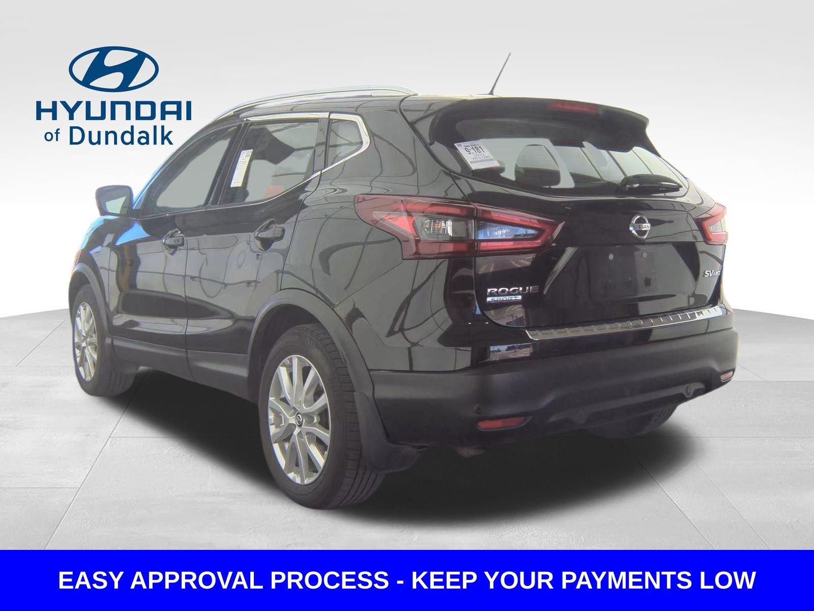 Used 2022 Nissan Rogue Sport SV w/ Technology Package image 3