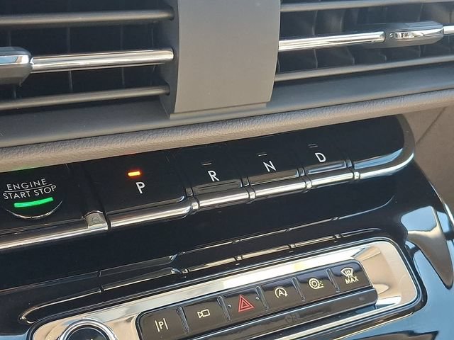 Used 2024 Lincoln Corsair FWD w/ Equipment Group 102A image 18