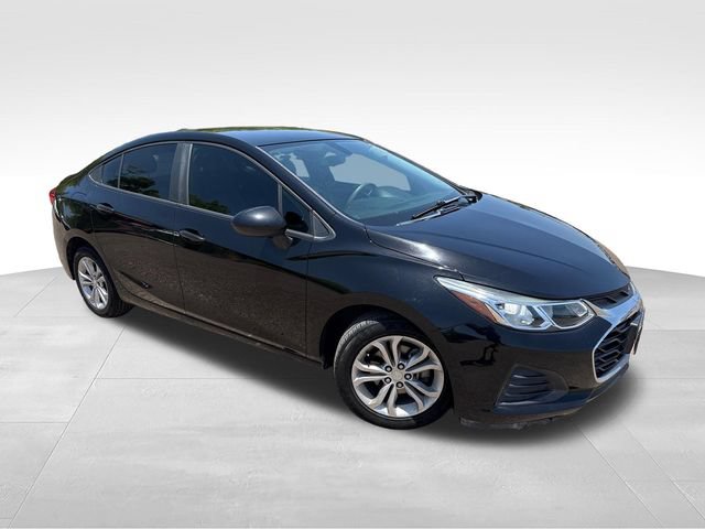 Used 2019 Chevrolet Cruze LS w/ LS Convenience Package