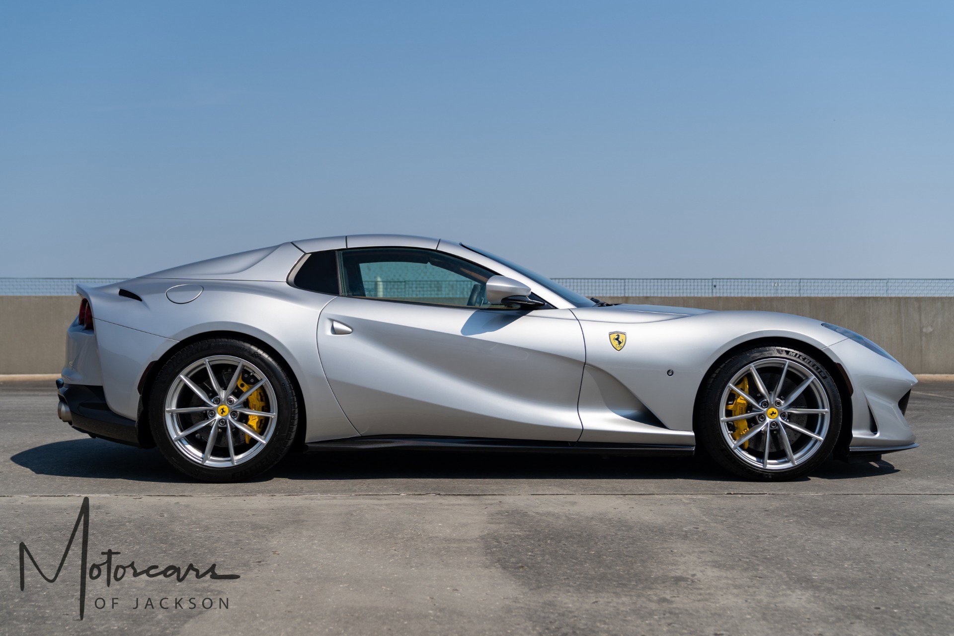 Used 2022 Ferrari 812 GTS image 5