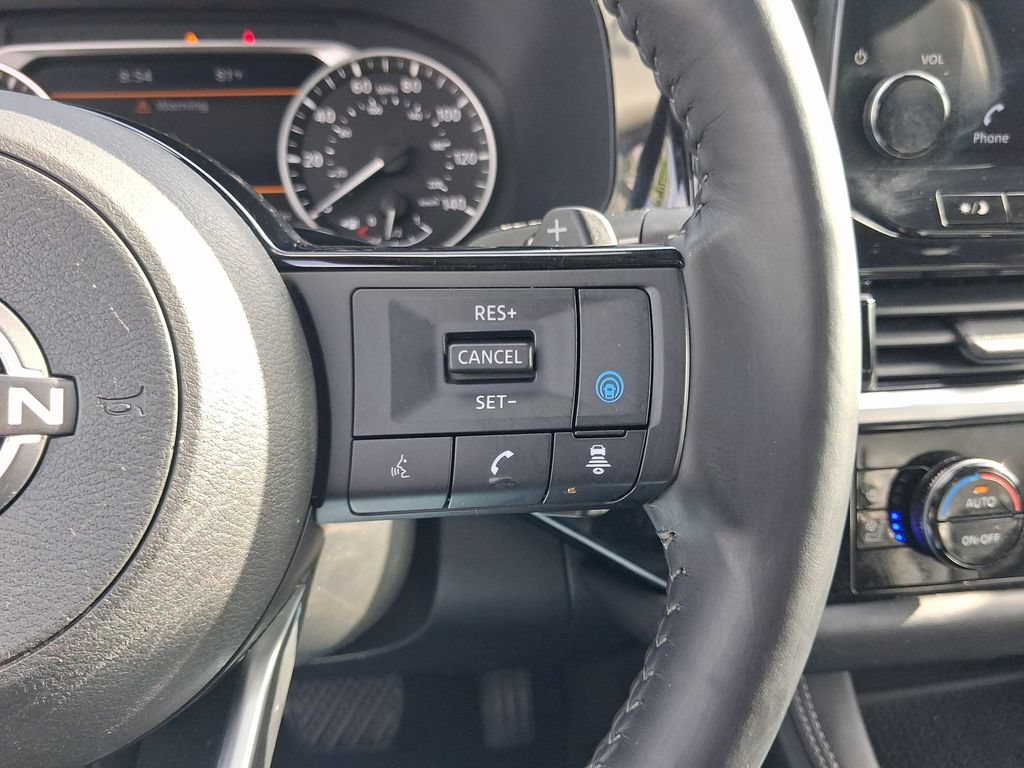 Used 2022 Nissan Pathfinder Platinum w/ Cargo Package AWD/4WD image 26