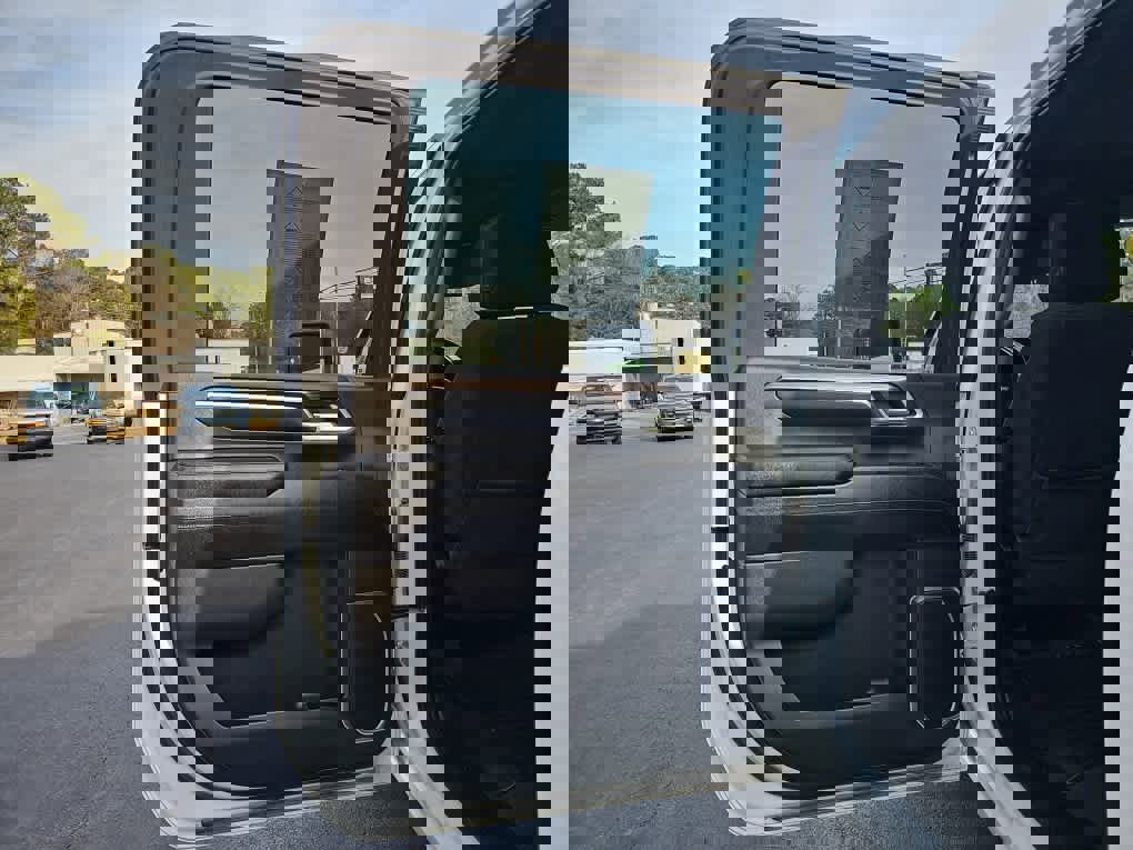 Used 2024 Chevrolet Silverado 2500 LT image 31