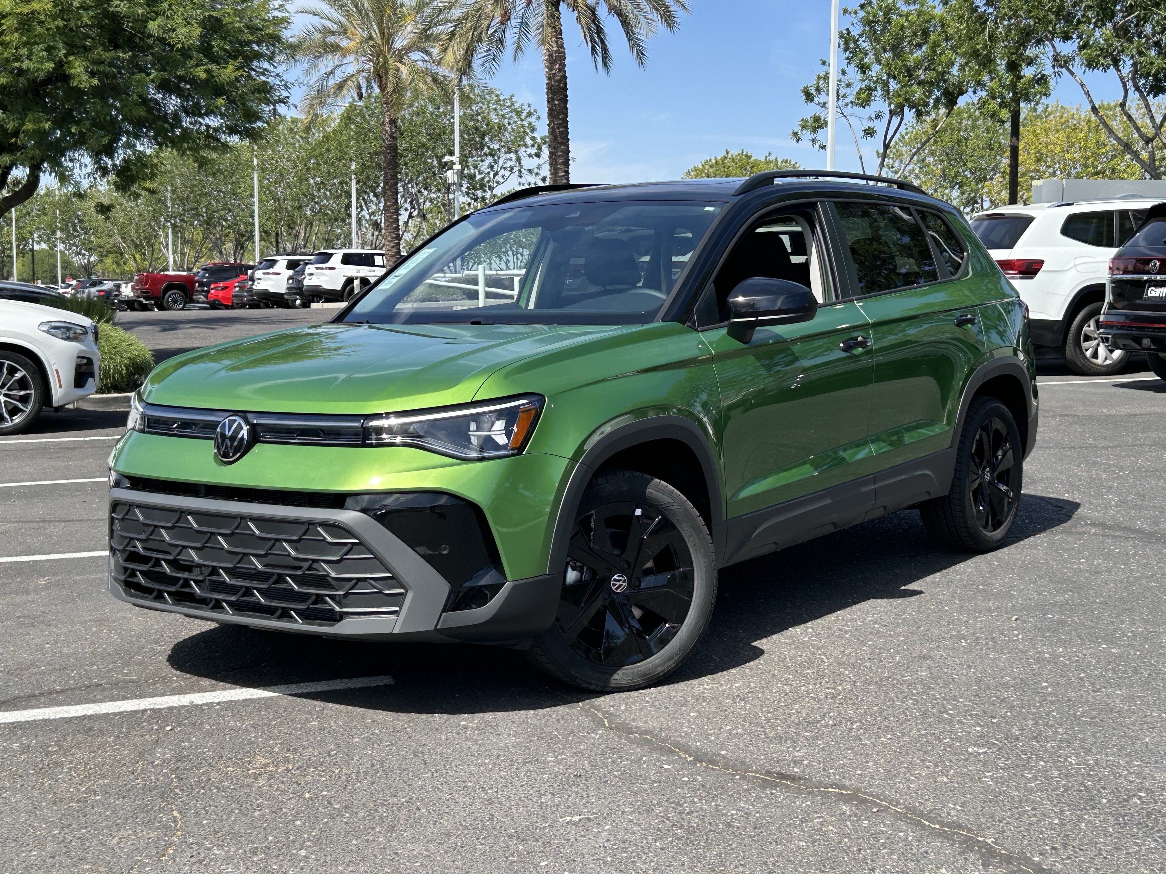 New 2026 Volkswagen Taos SE FWD image 22
