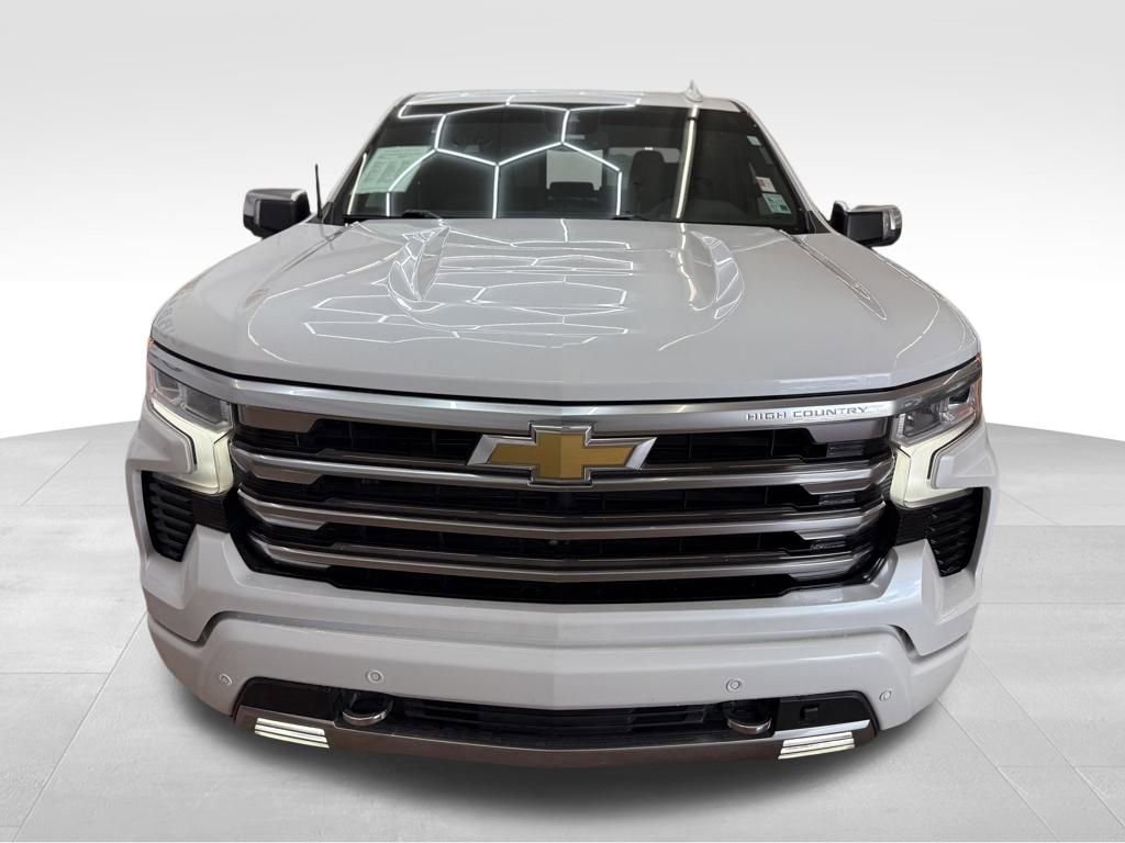 Used 2023 Chevrolet Silverado 1500 High Country w/ Z71 Off-Road Package image 8