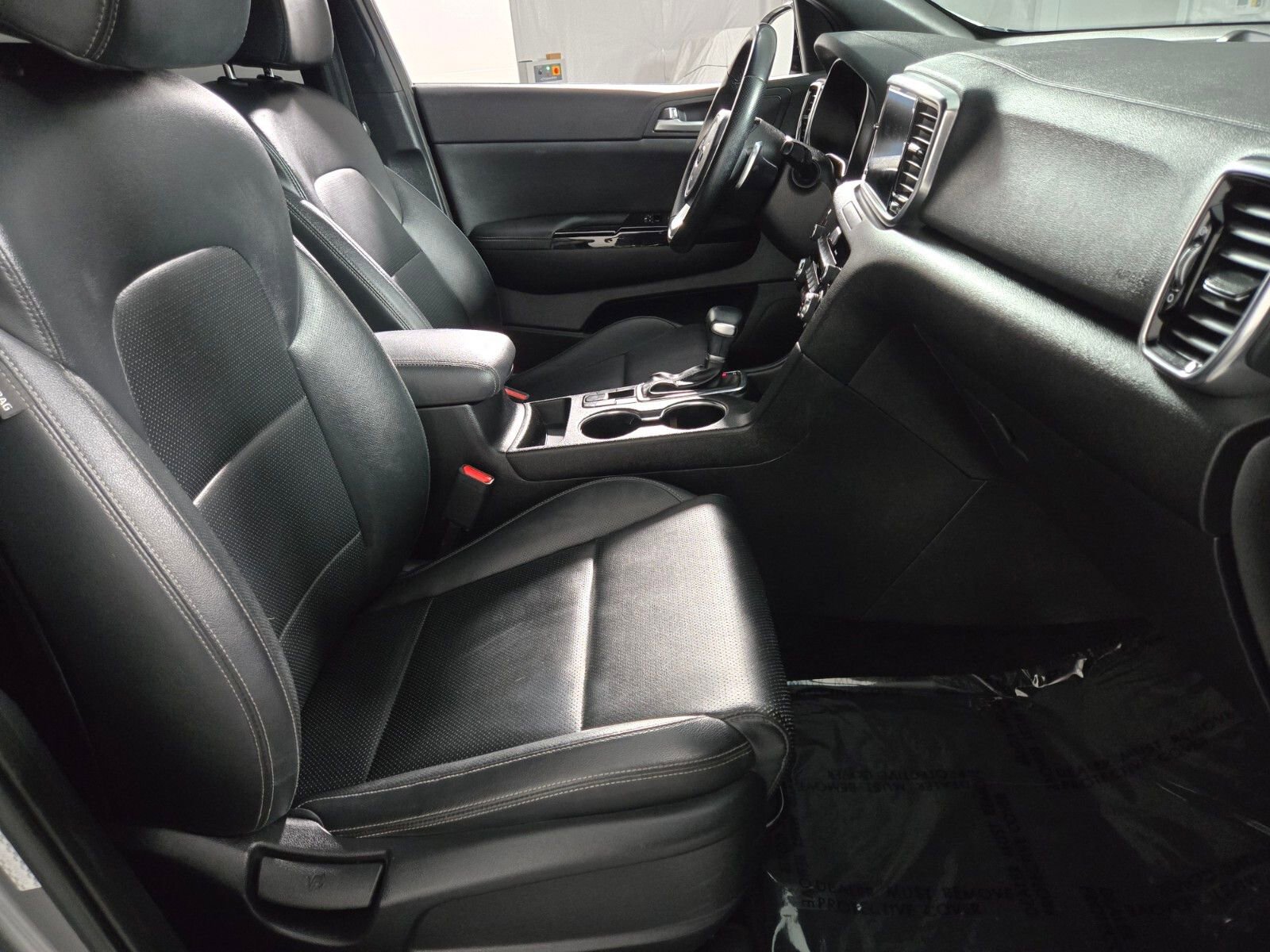 Used 2022 Kia Sportage Nightfall Edition w/ Nighfall AWD Premium Package image 3