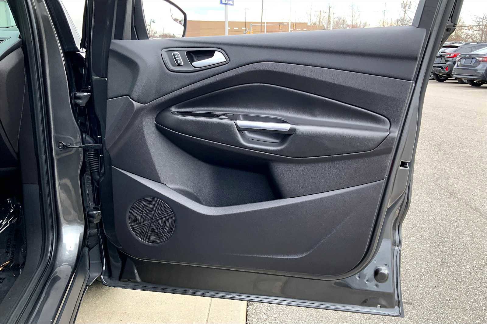 Used 2016 Ford Escape SE w/ Equipment Group 201A image 23