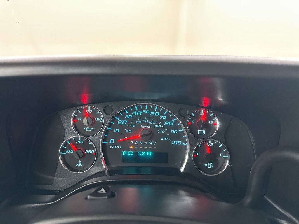 Used 2024 Chevrolet Express 2500 w/ Driver Convenience Package image 34