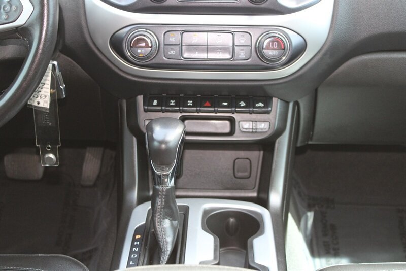 Used 2022 Chevrolet Colorado ZR2 AWD/4WD image 27