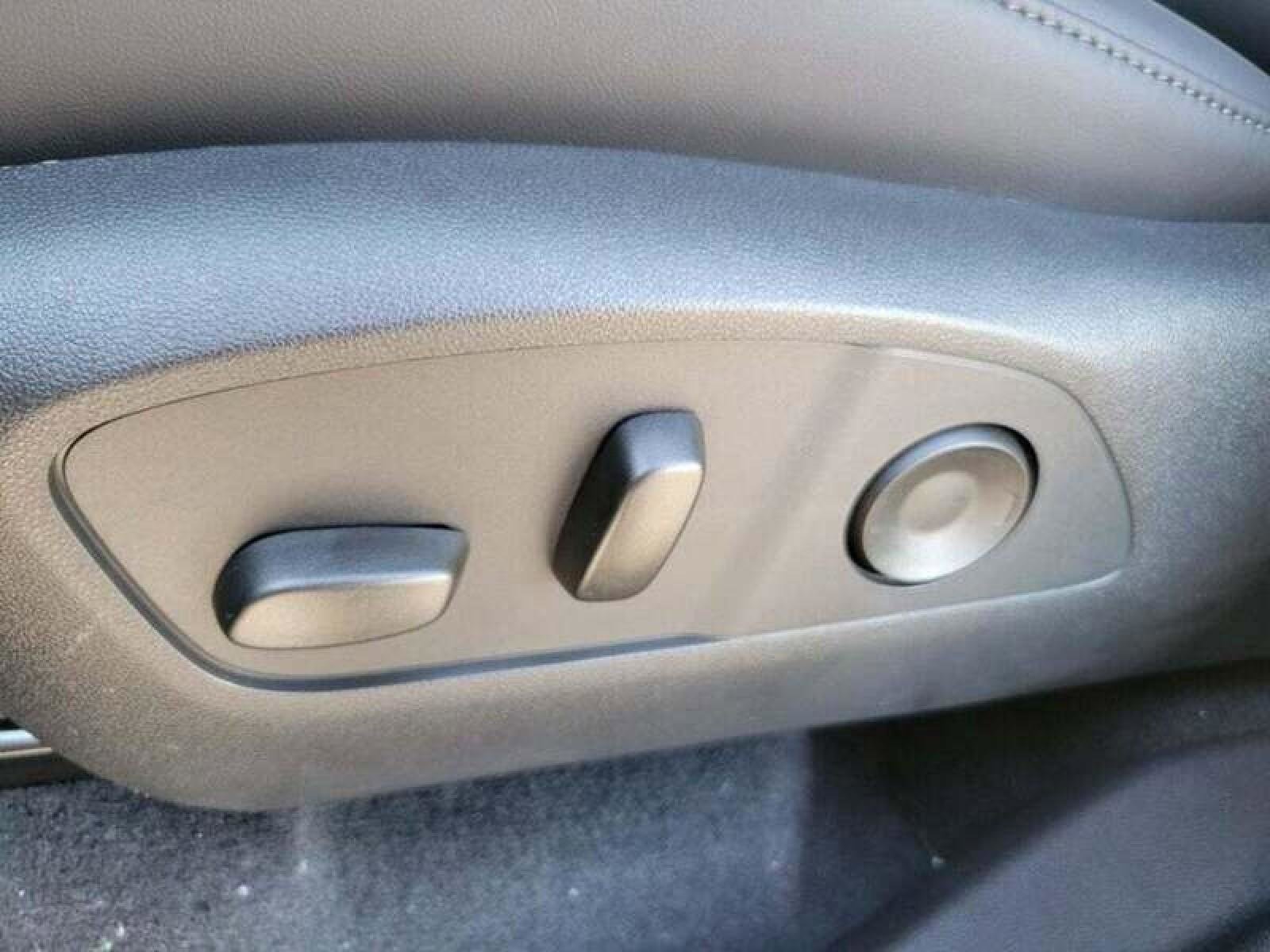 New 2026 GMC Acadia Elevation w/ Black Edition FWD image 22