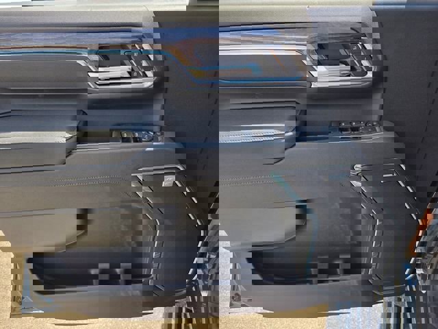 New 2025 Chevrolet Silverado 2500 LTZ w/ LTZ Convenience Package image 10