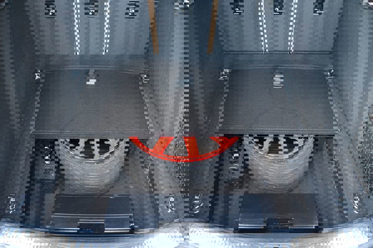 Used 2018 Porsche Macan image 38