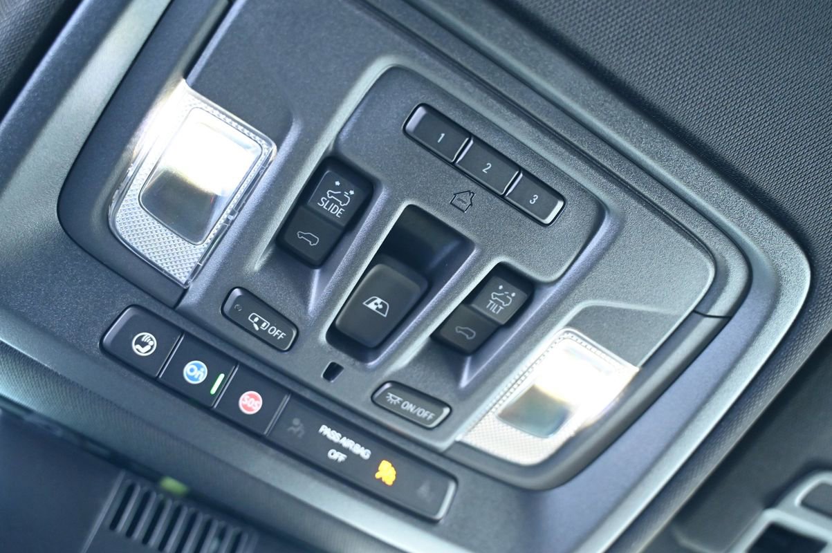 Used 2022 GMC Sierra 1500 AT4 w/ AT4 Premium Package image 34