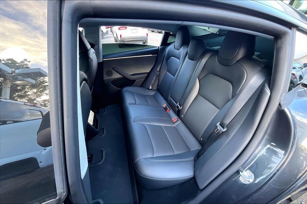 Used 2025 Tesla Model 3 Long Range image 28