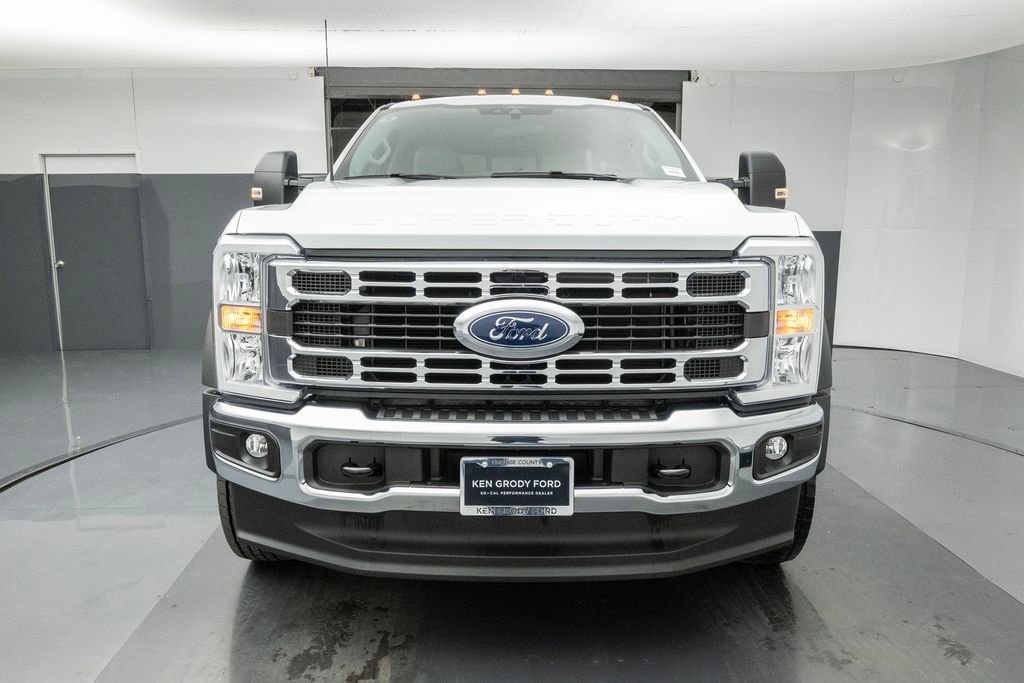 New 2026 Ford F550 XL image 9