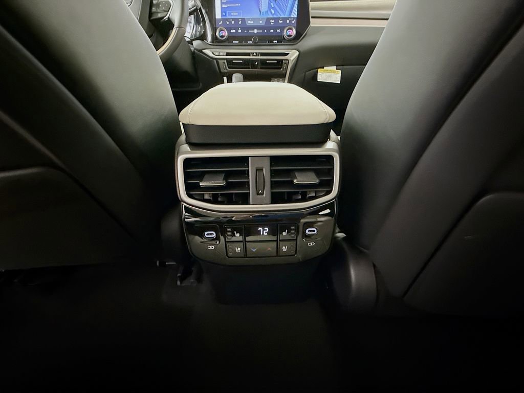 New 2025 Lexus RX 350 AWD image 18