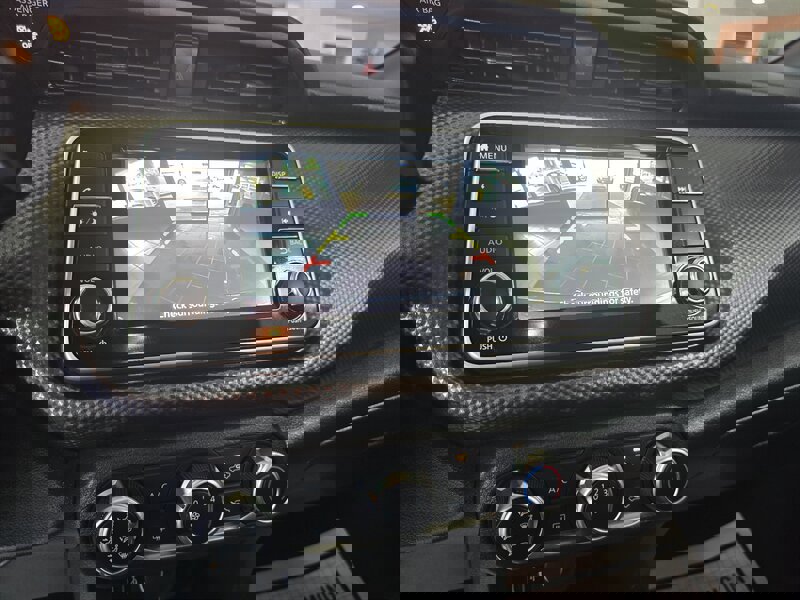 Used 2020 Nissan Kicks S image 20