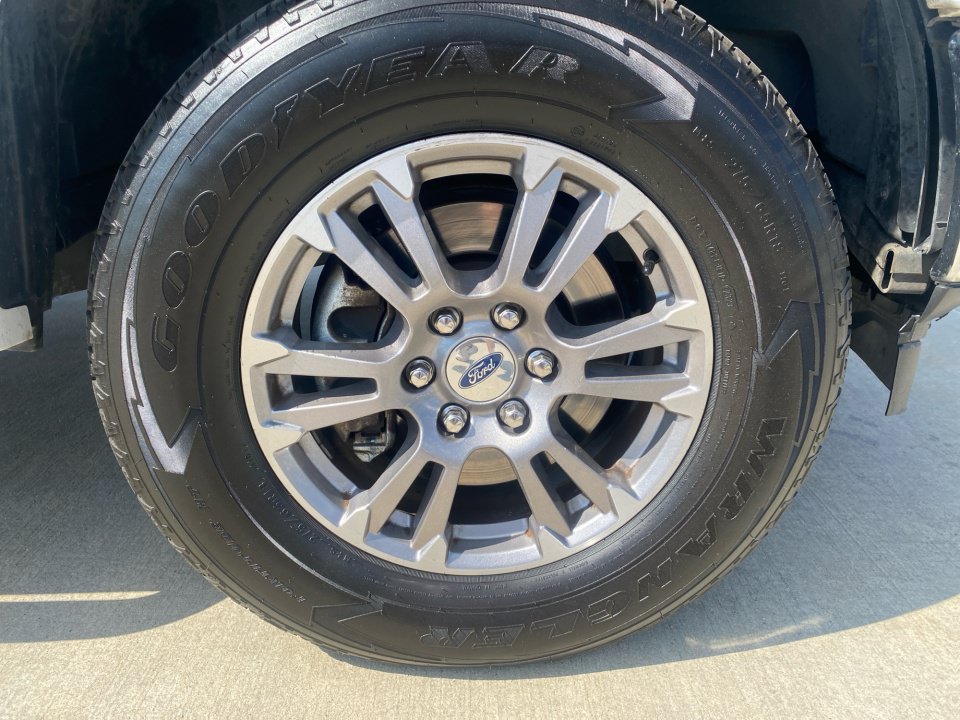 Used 2019 Ford F150 Lariat AWD/4WD image 29
