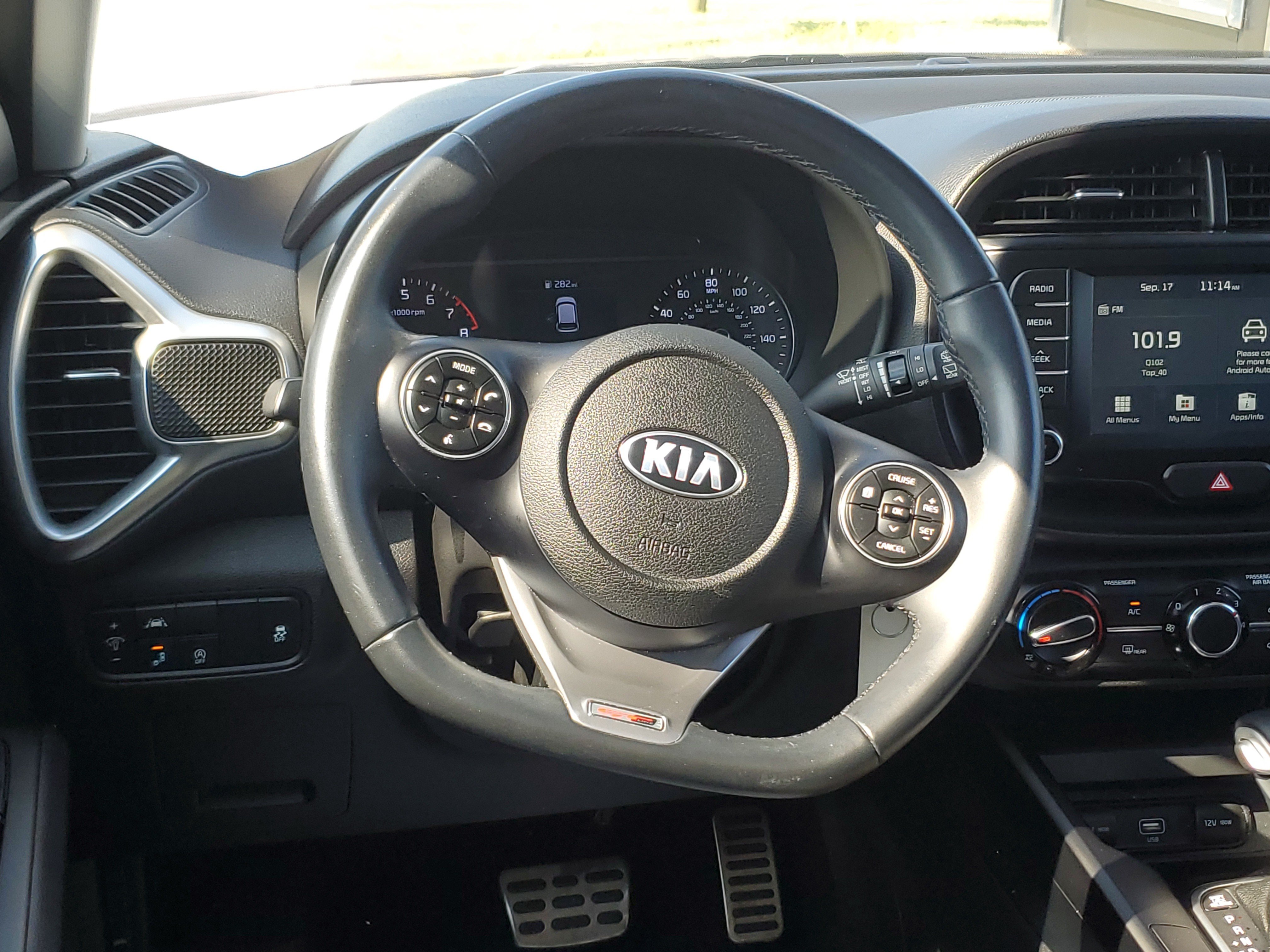 Used 2021 Kia Soul GT-Line FWD image 12