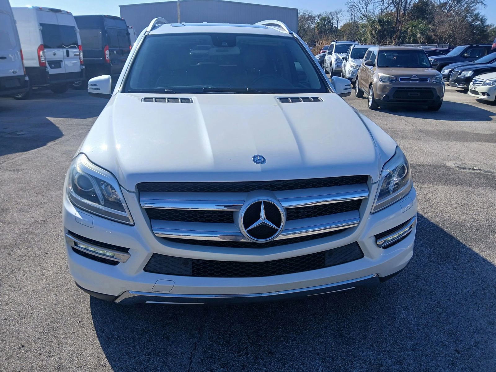 Used 2016 Mercedes-Benz GL 320 BlueTEC 4MATIC image 3