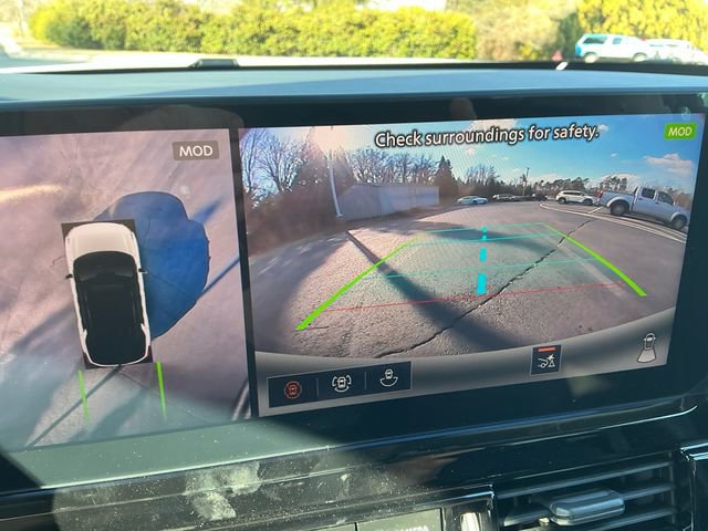 New 2026 Nissan Pathfinder SL image 21