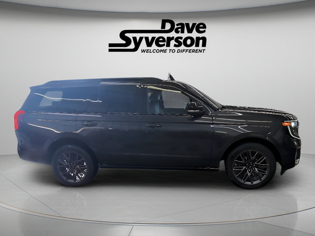 Used 2025 Ford Expedition Platinum w/ Stealth Performance Package AWD/4WD image 3