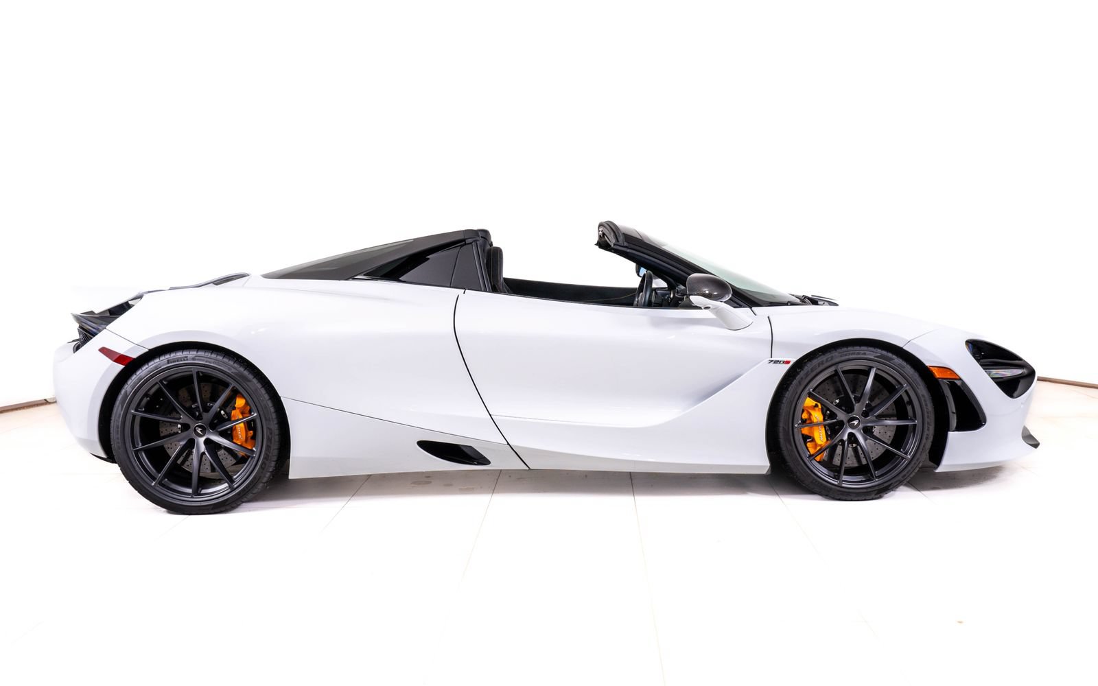 Used 2021 McLaren 720S Performance RWD image 8