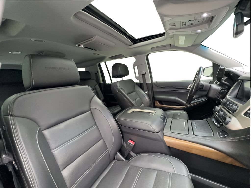 Used 2019 GMC Yukon XL Denali w/ Denali Ultimate Package RWD image 31
