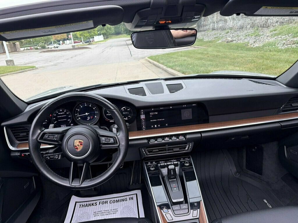 Used 2020 Porsche 911 Carrera 4S AWD/4WD image 12