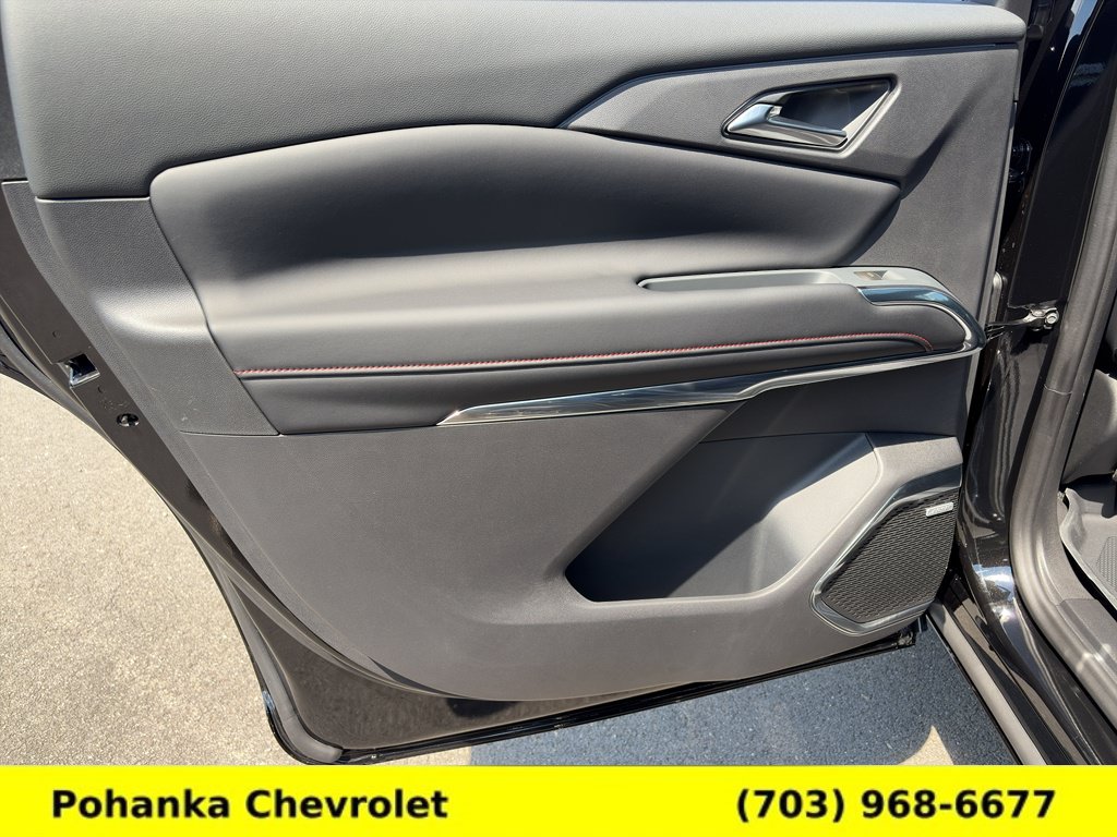 New 2027 Chevrolet Traverse RS w/ LPO, Floor Liner Package AWD/4WD image 26