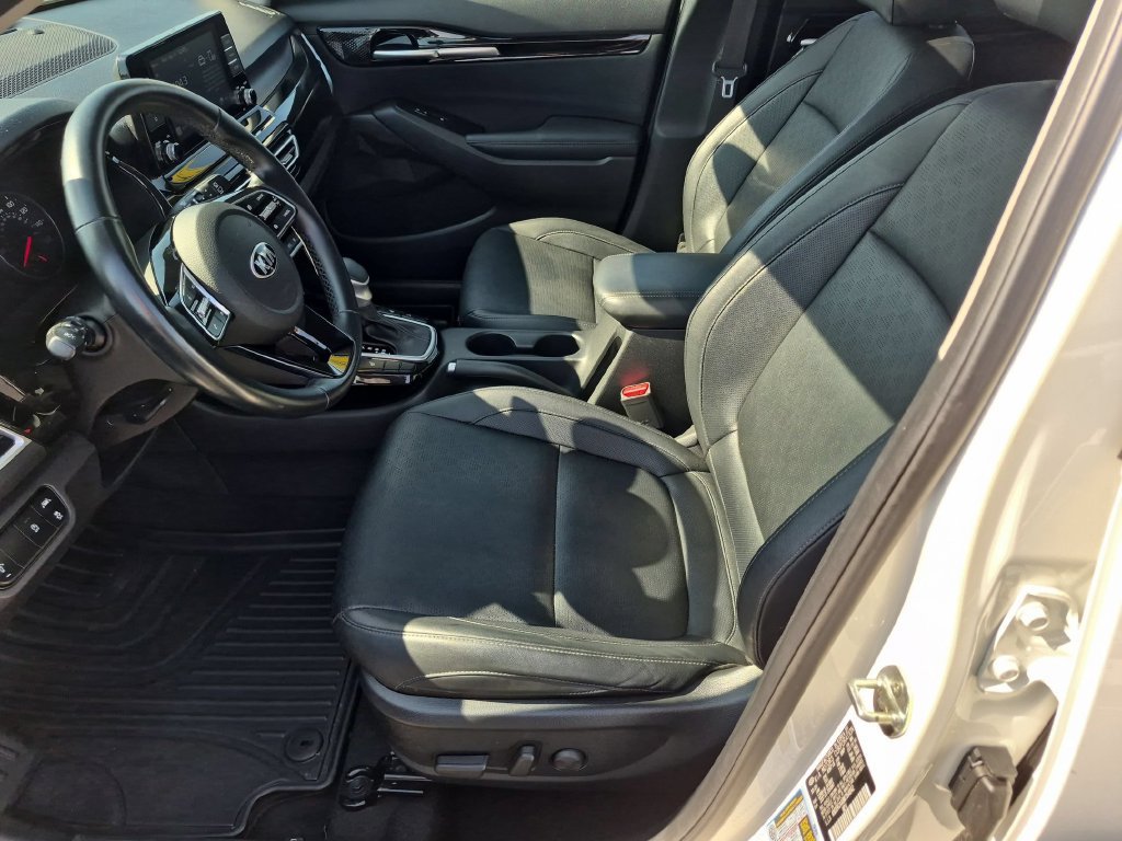 Used 2021 Kia Seltos EX AWD/4WD image 12
