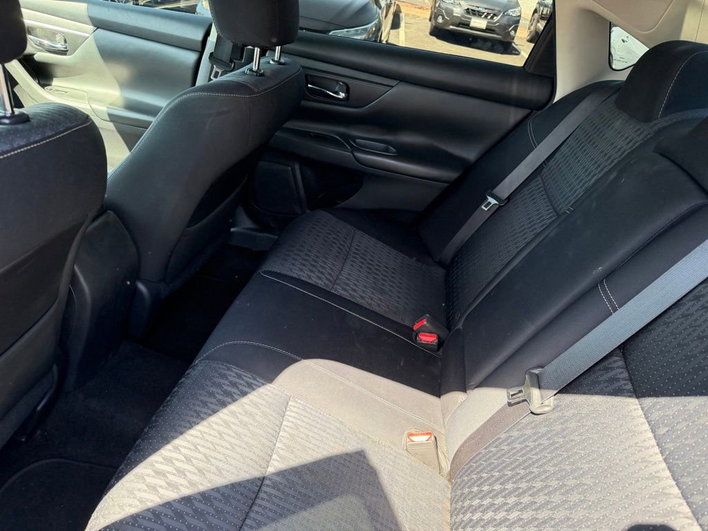 Used 2016 Nissan Altima 2.5 S w/ Power Driver Seat Package FWD image 9