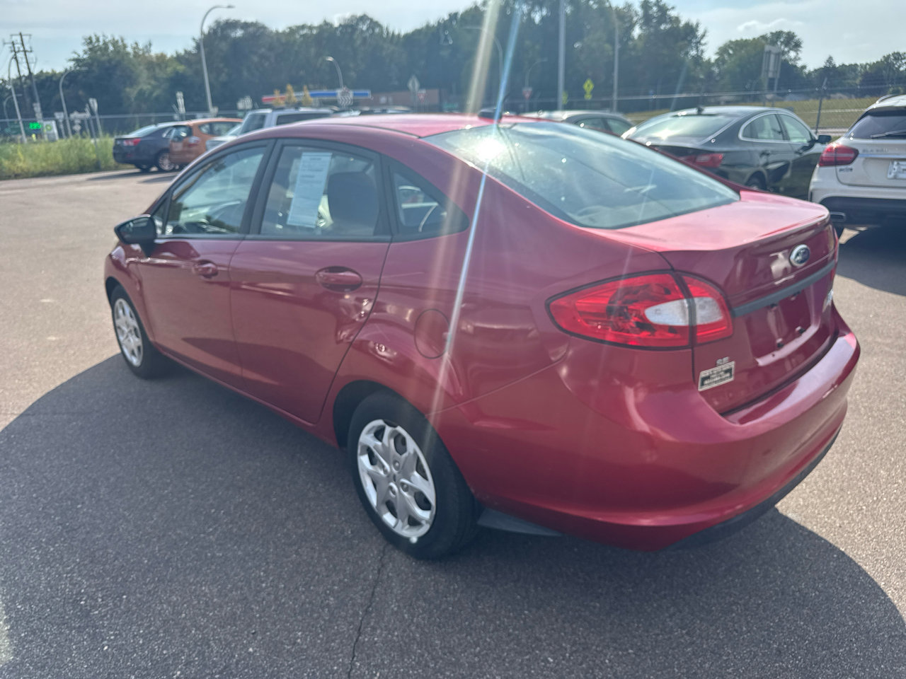 Used 2012 Ford Fiesta SE image 7
