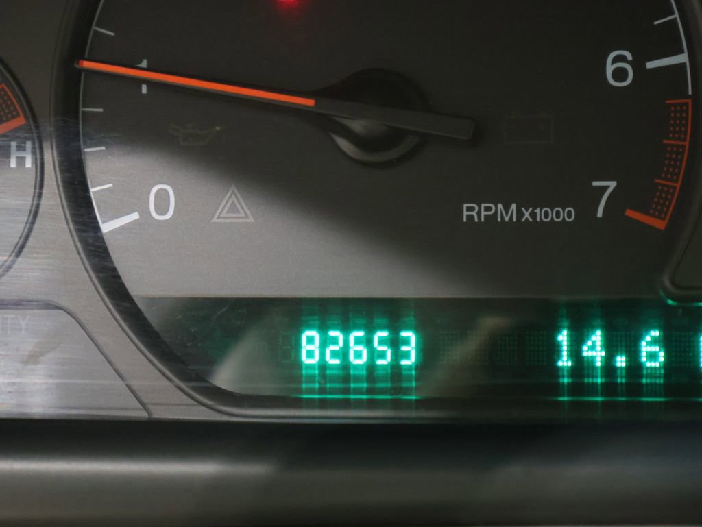 Used 2002 Cadillac Eldorado Collector's Edition image 30