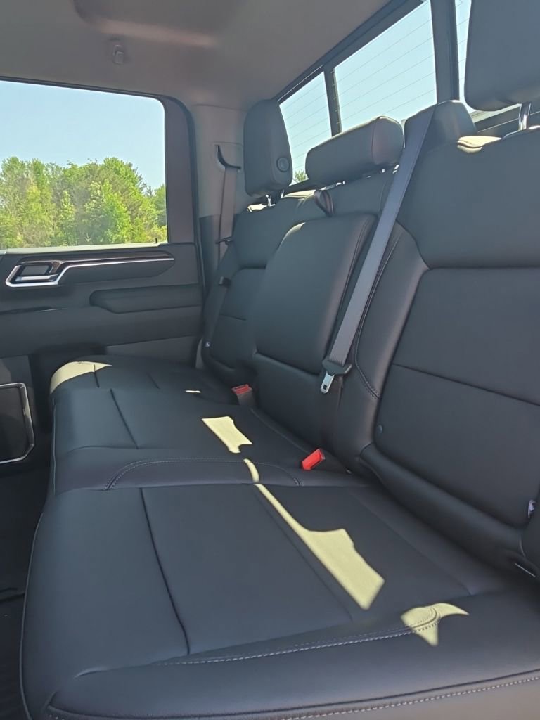New 2026 Chevrolet Silverado 2500 LT w/ Trail Boss Package AWD/4WD image 11