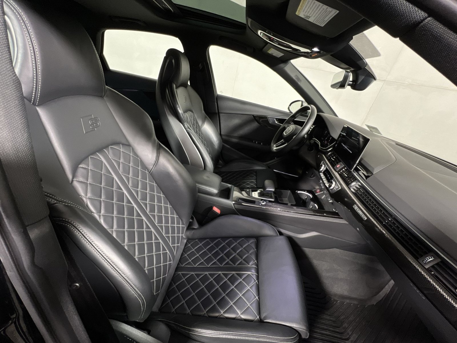 Used 2023 Audi S4 Premium Plus w/ Premium Plus Package AWD/4WD image 26