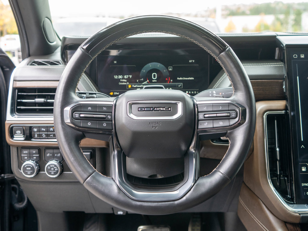 Certified 2025 GMC Yukon XL Denali Ultimate AWD/4WD image 20