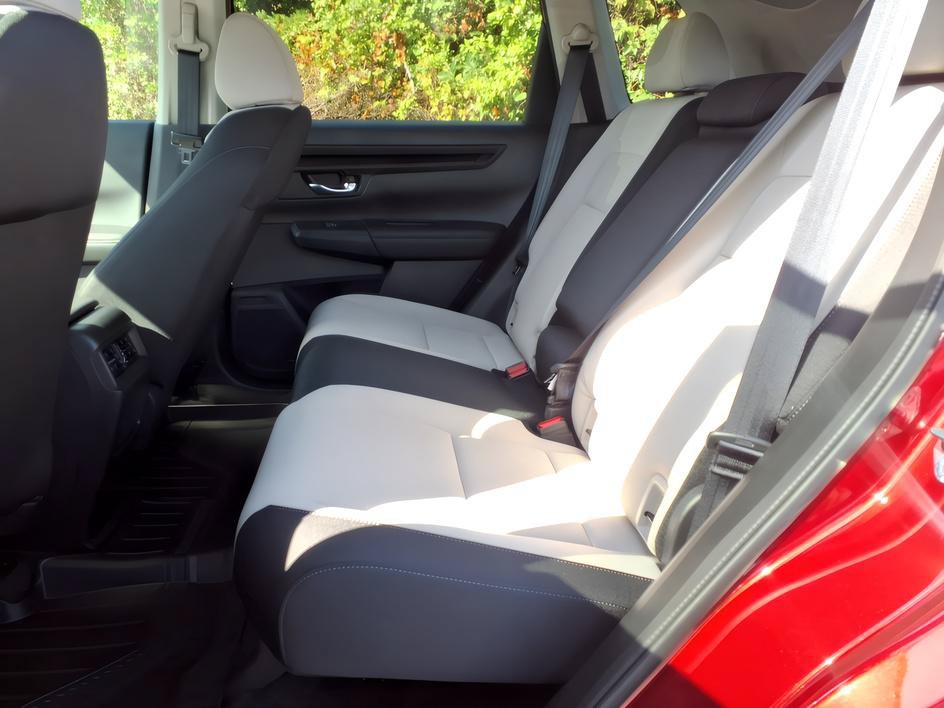 Used 2026 Honda CR-V LX image 11