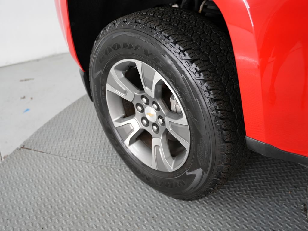 Used 2015 Chevrolet Colorado Z71 w/ LPO, Gearon Divider Package AWD/4WD image 50