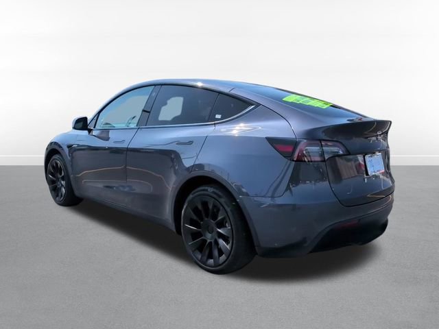 Used 2022 Tesla Model Y Long Range image 8