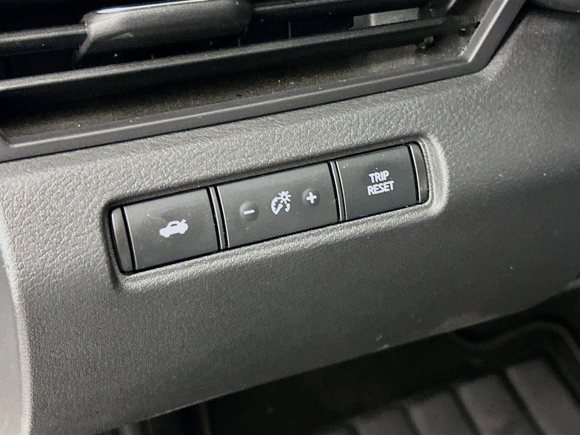 Used 2025 Nissan Altima 2.5 SV image 17