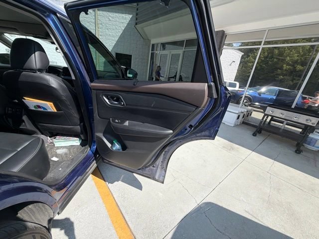 Used 2023 Nissan Rogue SL w/ SL Premium Package AWD/4WD image 29