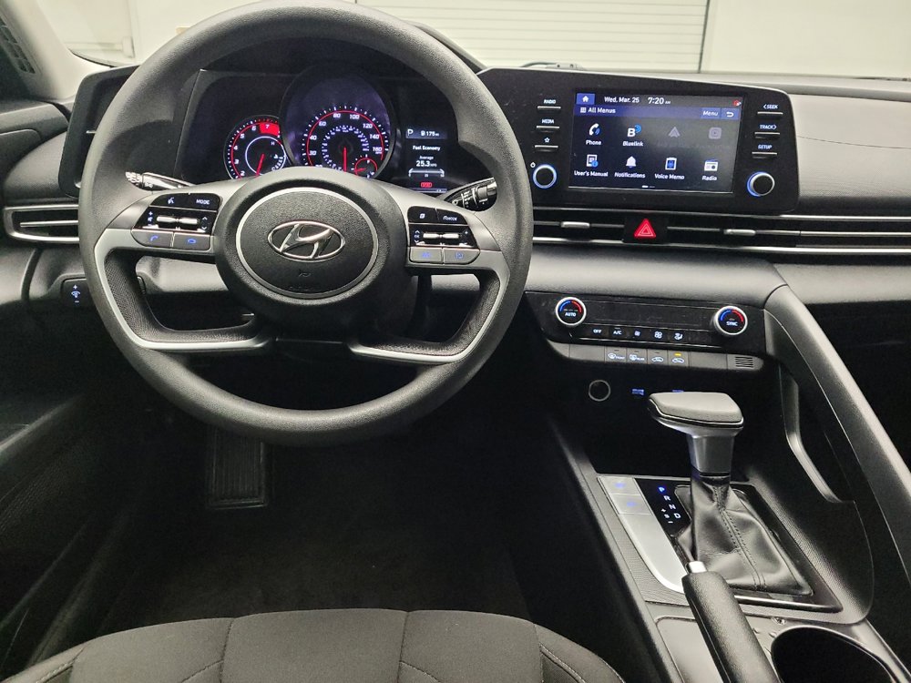 Used 2022 Hyundai Elantra SEL w/ Cargo Package image 22